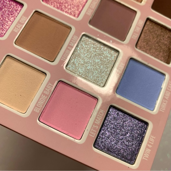 Kylie Cosmetics x Stassie Palette BNIB - Picture 3 of 7